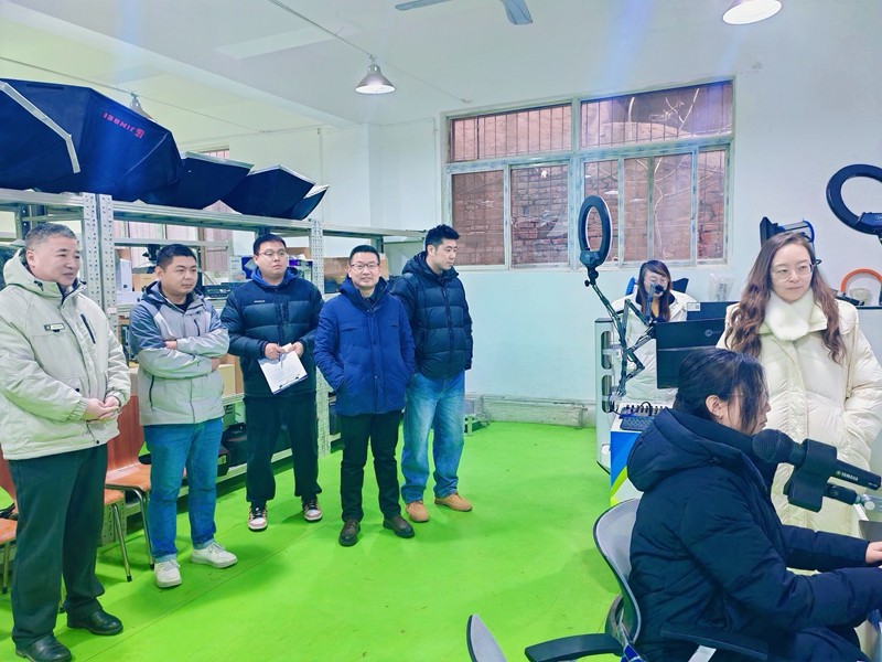 活动e250fe15277e6b85c4a8f6197f0315375.jpg
