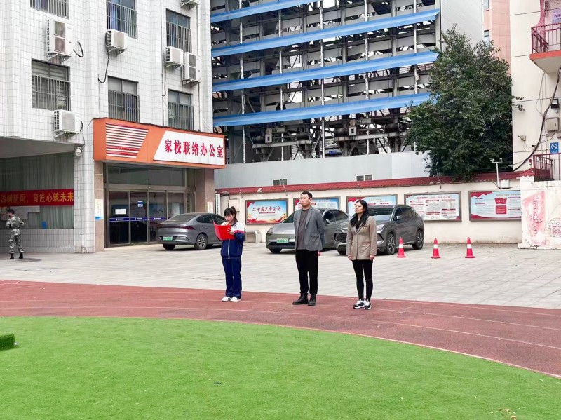 1cadde671bbacd6cff4a89a1a2659dca_副本.jpg